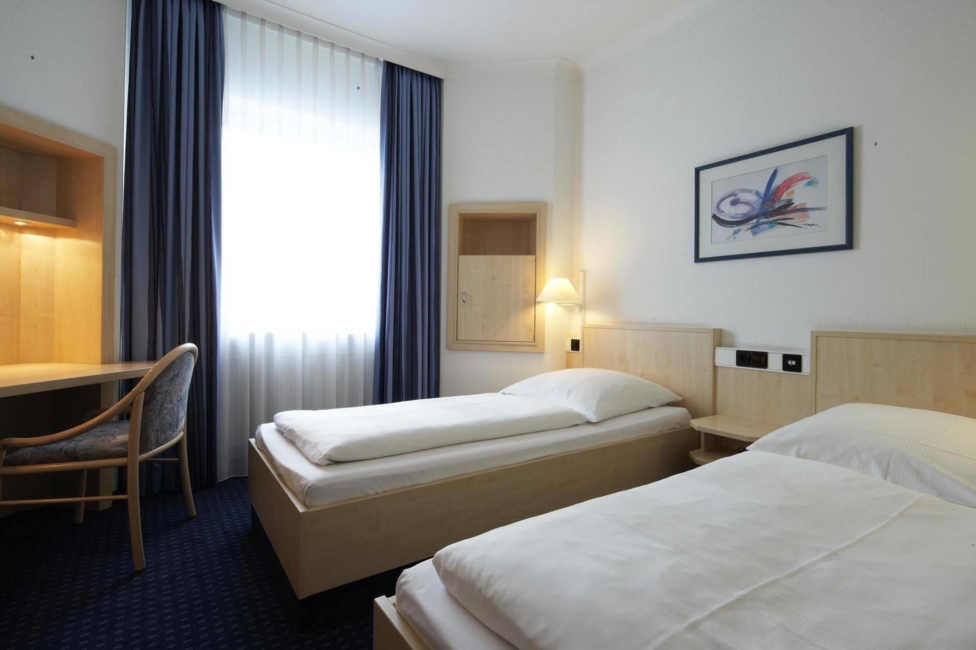 Rugs Hotel Augsburg City Eksteriør bilde